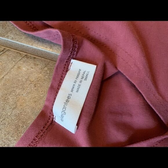 Maroon SMALL Elegantees Longsleeve   - Picture 4 of 7